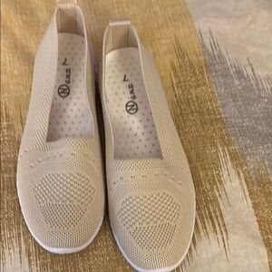 Cream Flats with Textured Knit Design